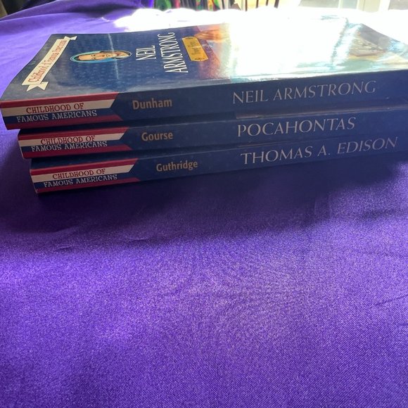 ๐Childhood of Famous American Series Reading Level Edison/ Armstrong Pocahontas - Picture 10 of 13